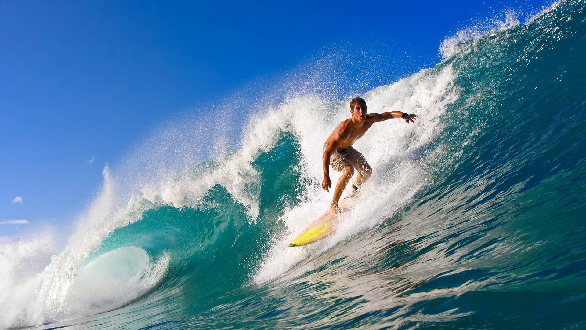 _极光下的骑行之旅:追随色彩的速度美学_,看极光旅行