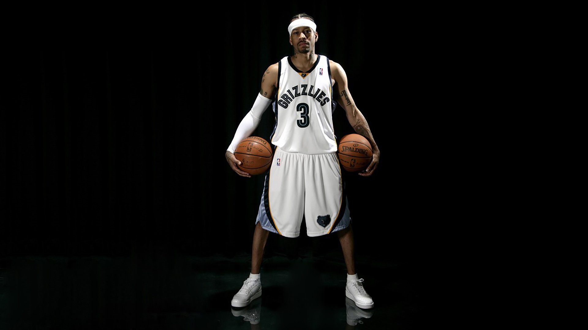 开云中国-中国篮球明星加盟跨界综艺，展现多面魅力，我国篮球运动员曾先后有哪几位加盟nba